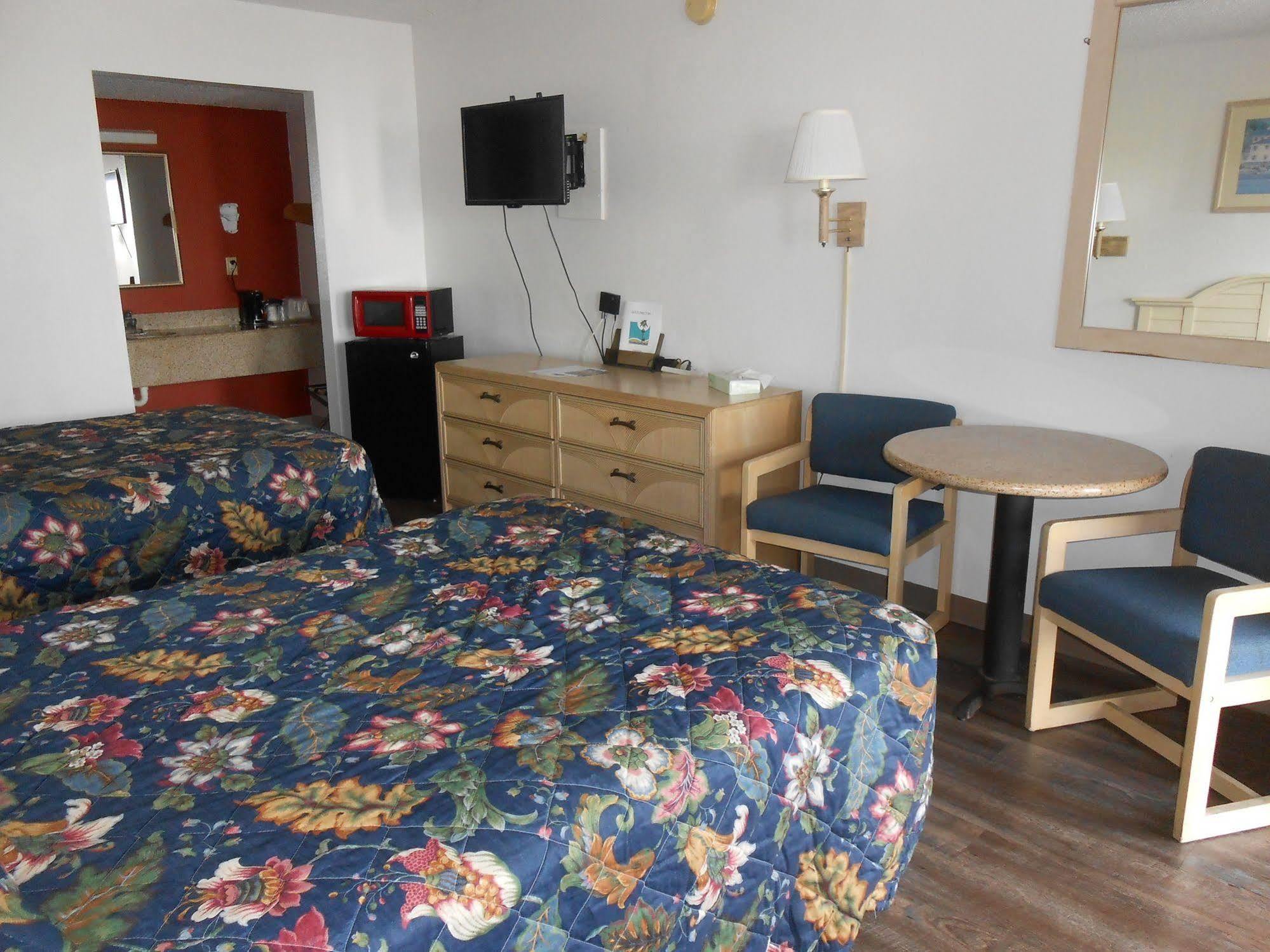 Executive Garden Titusville Hotel Zewnętrze zdjęcie