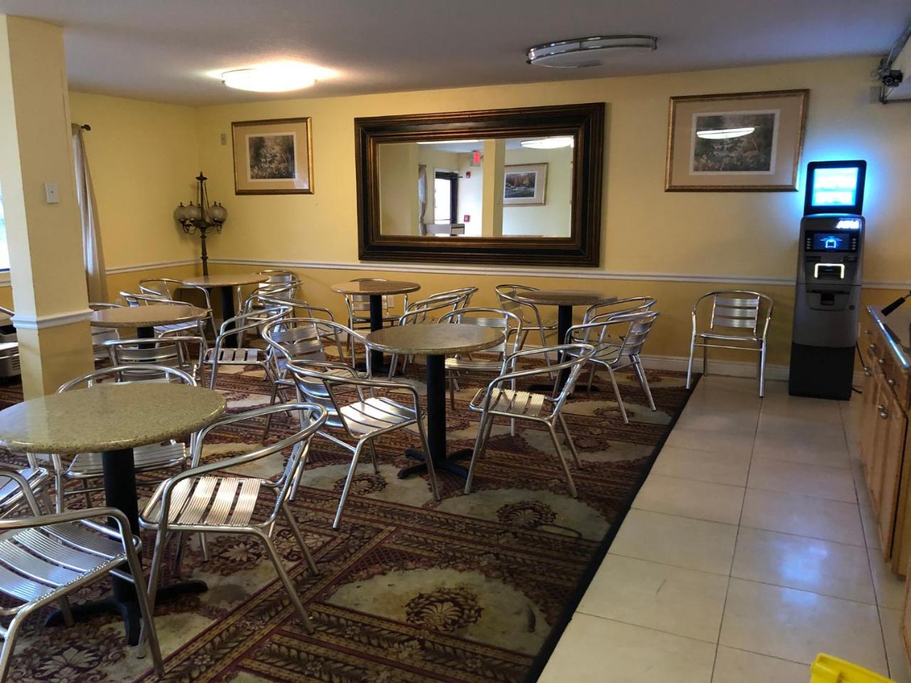 Executive Garden Titusville Hotel Zewnętrze zdjęcie