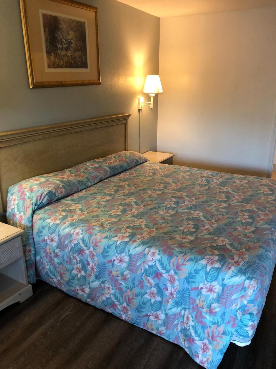 Executive Garden Titusville Hotel Zewnętrze zdjęcie